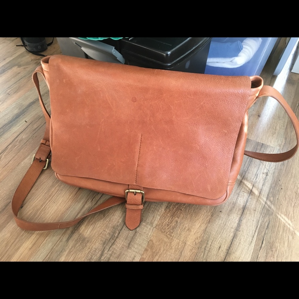 Latico Blake Messenger Bag